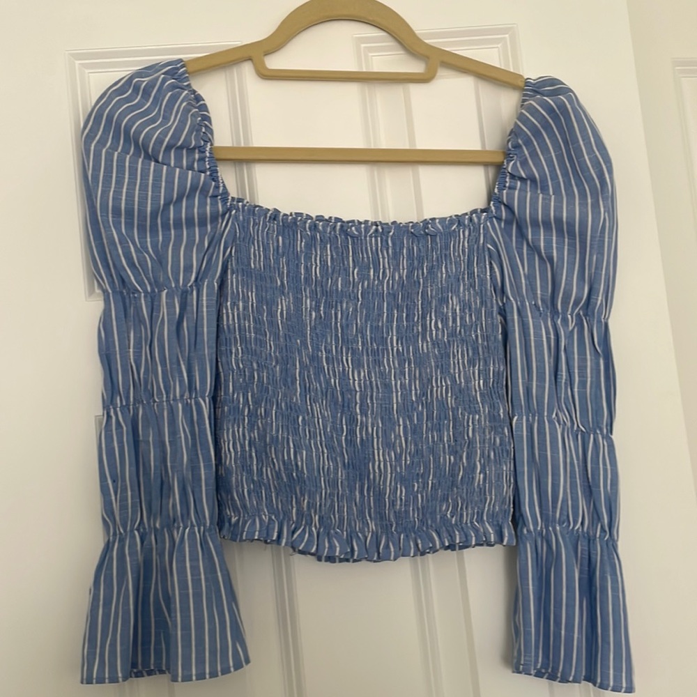 Aqua crop top